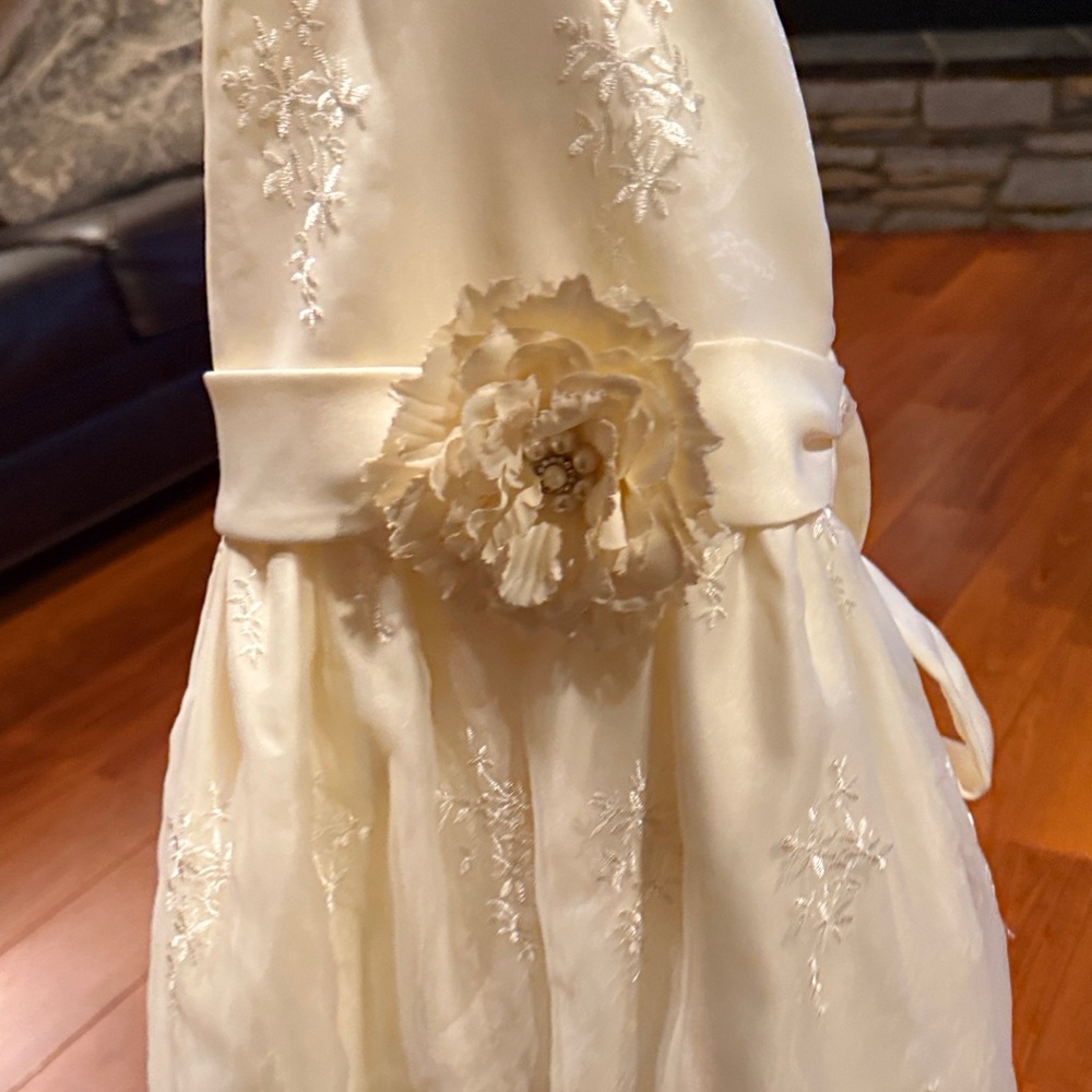 American Princess Ivory Floral Dress - Picture 4 of 4